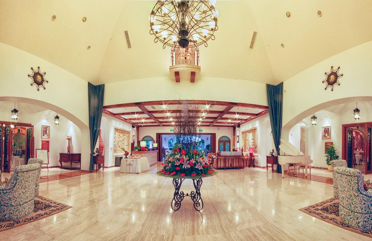Best Western Premier International Resort Hotel Σανυά Εξωτερικό φωτογραφία