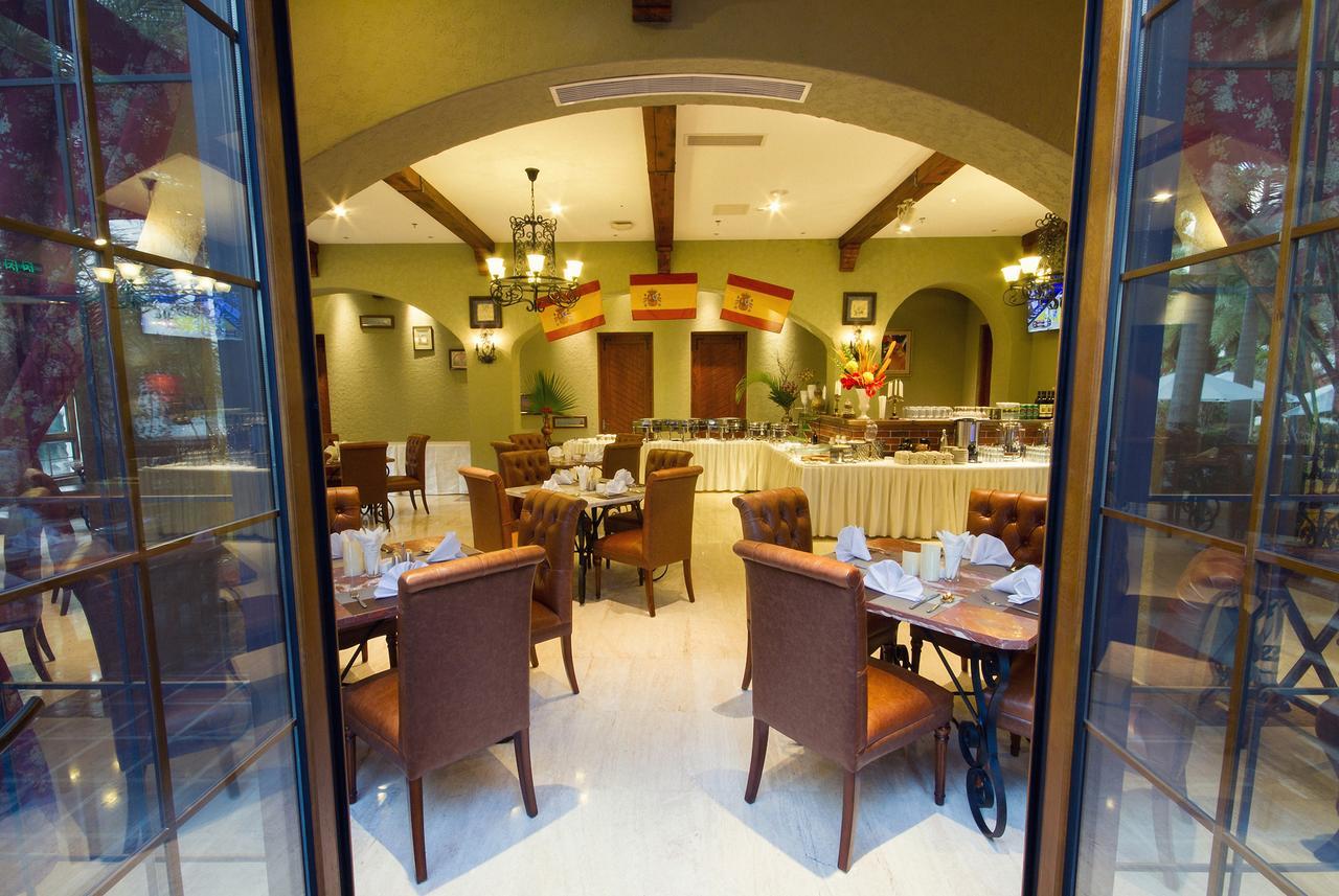 Best Western Premier International Resort Hotel Σανυά Εξωτερικό φωτογραφία