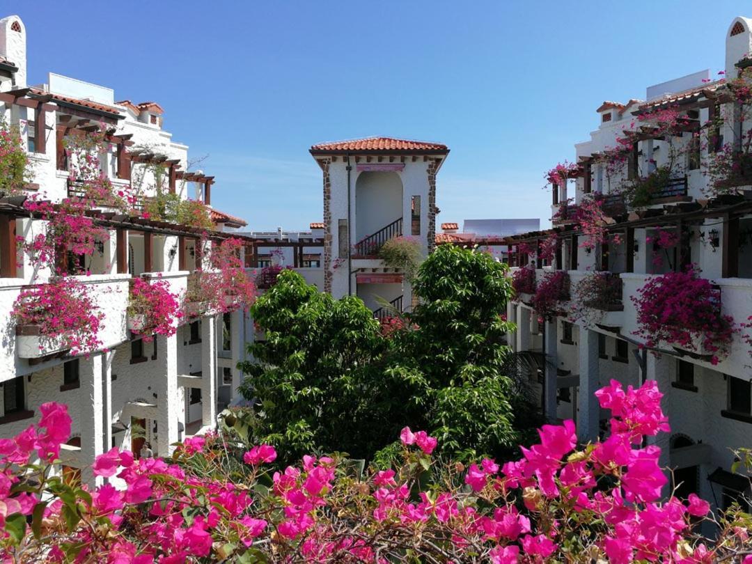 Best Western Premier International Resort Hotel Σανυά Εξωτερικό φωτογραφία
